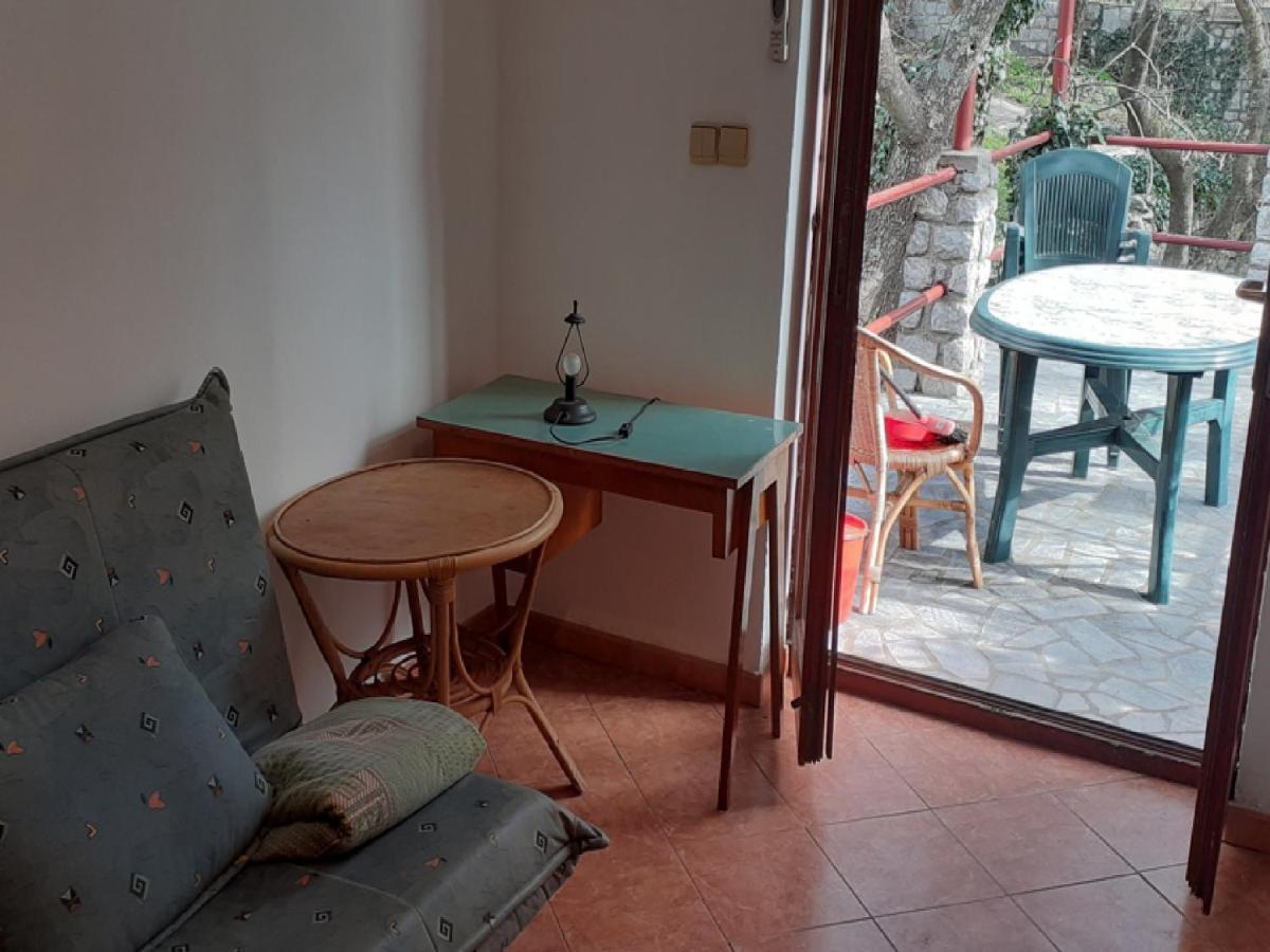 Apartments Rudi Klenovica Luaran gambar